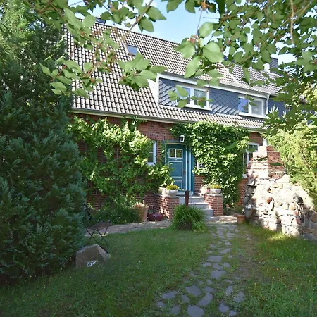 Apartment Peaceful In Ostseebad With Terrace *