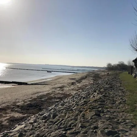 Peaceful In Ostseebad With Terrace * בולטנהאגן