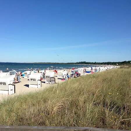 Peaceful In Ostseebad With Terrace ボルテンハーゲン