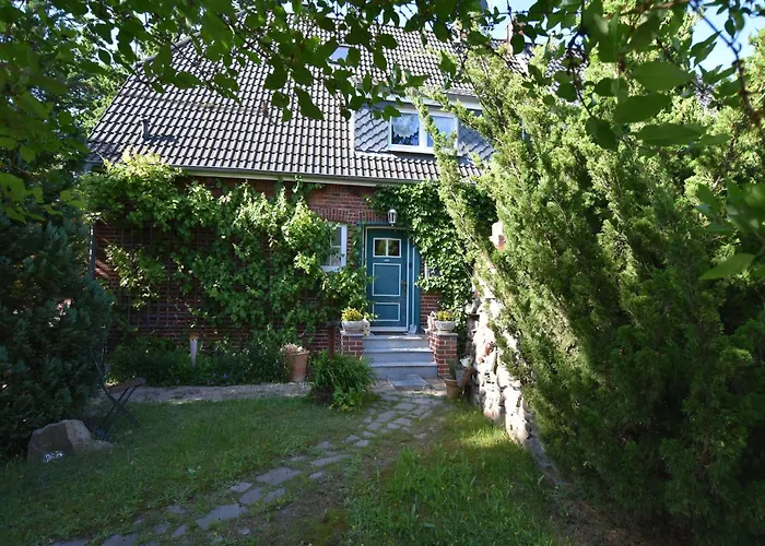 Peaceful In Ostseebad With Terrace